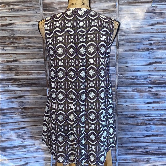 H&M Tank Top.           MY9 - Picture 4 of 6